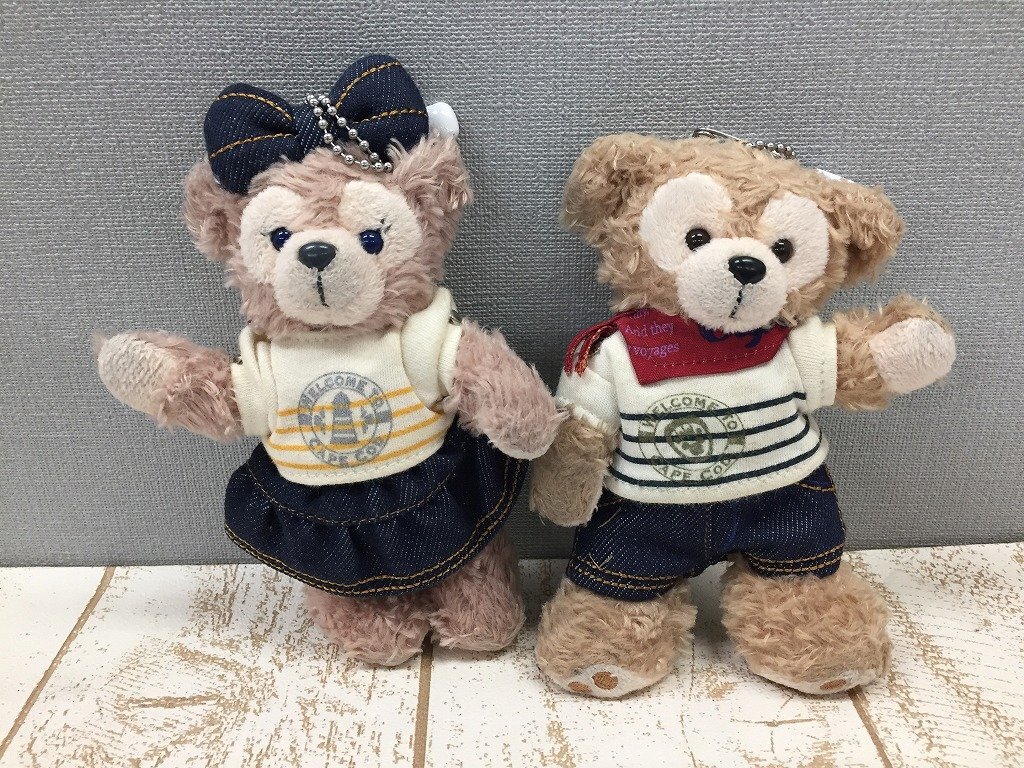 ◇ディズニー TDS ダッフィー シェリーメイ ぬいぐるみバッジ 2点 5L58 【60】