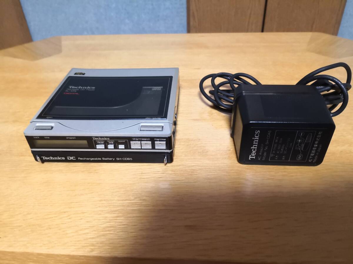 ■Technics テクニクス SL-XP5 Portable CD player ポータブルCDプレーヤー