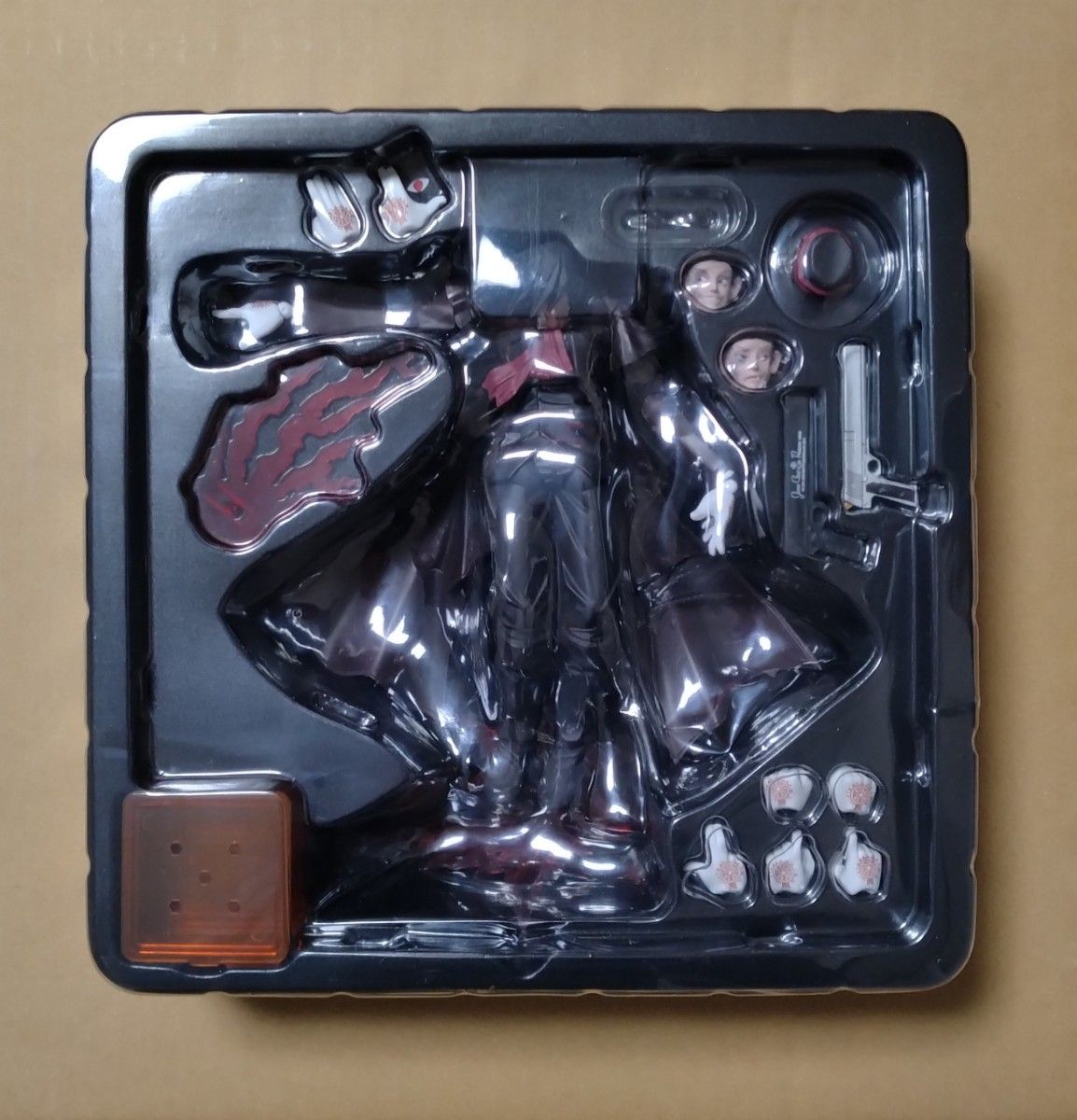 【外箱なし】リボルテックヤマグチ No.114 アーカード 「HELLSING-ヘルシング-」フィギュア 海洋堂 ヤマグチ二手;物流保障;接近未使用;易碎品