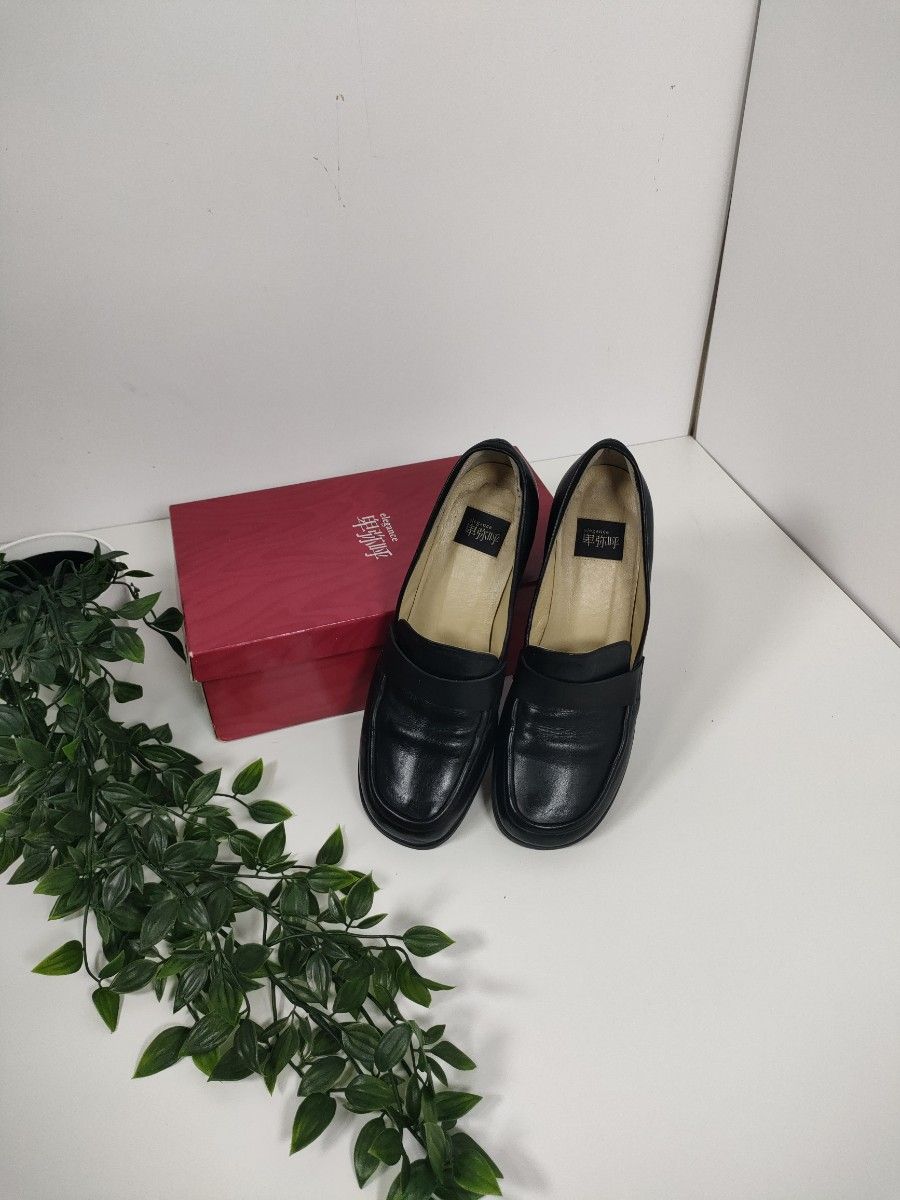 卑弥呼 elegance ローファー ブラック 24cm二手;物流保障;没有明显的损伤或污渍