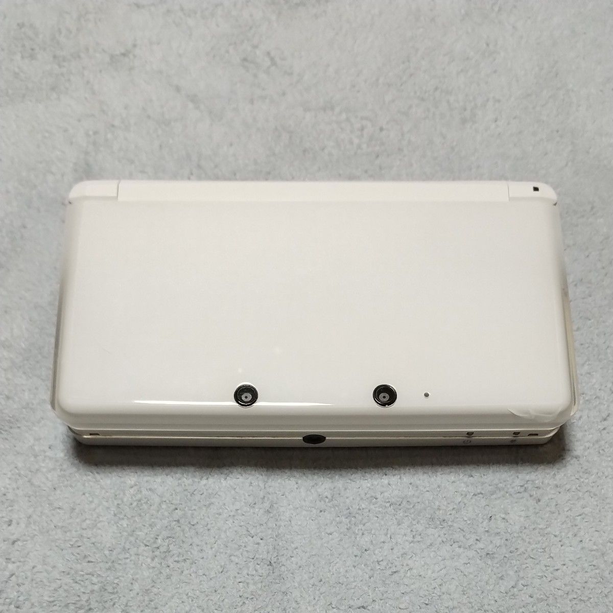 ニンテンドー3DS 本体 アイスホワイト 動作品二手;物流保障;有些许损伤或污渍;易碎品;航空禁运