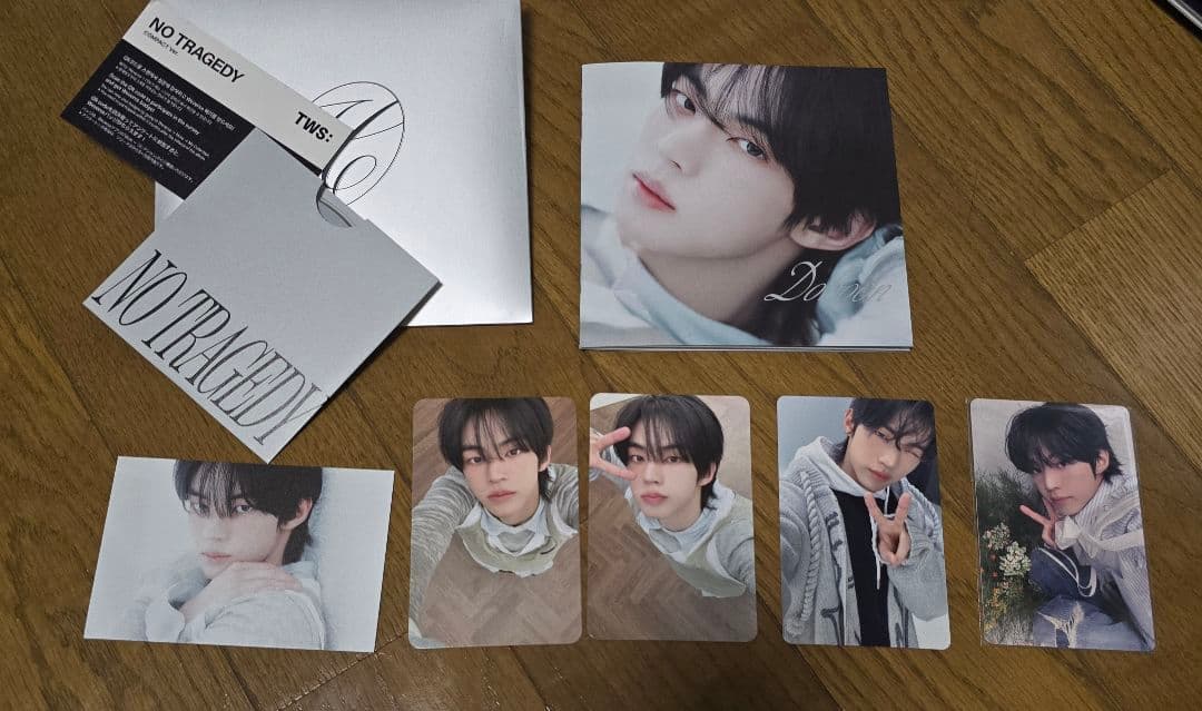 TWS アルバム コンパクト HUSH DOHOON ドフン Weverse接近未使用
