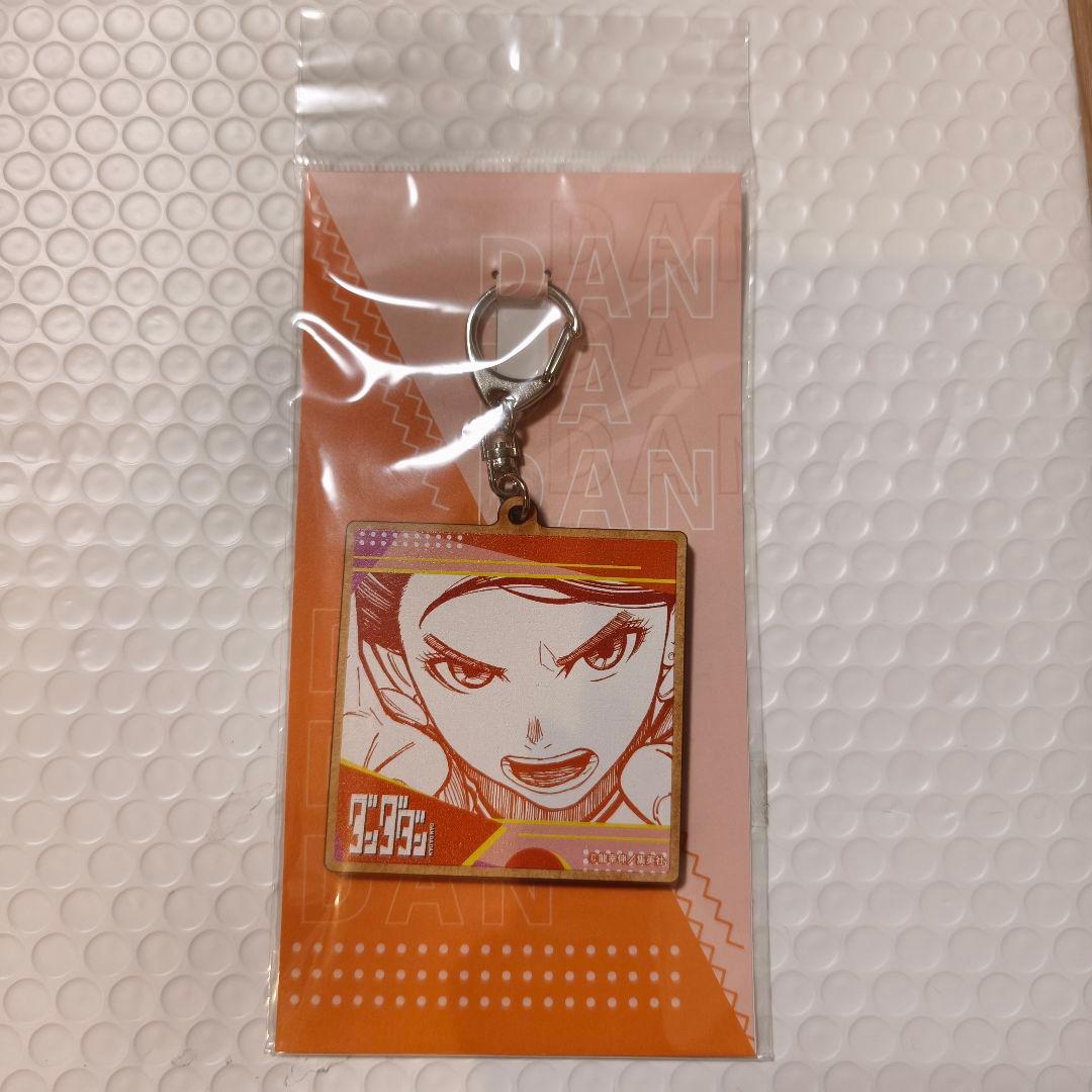 ダンダダン　アニメイト　ウッドキーホルダー　綾瀬桃　モモ