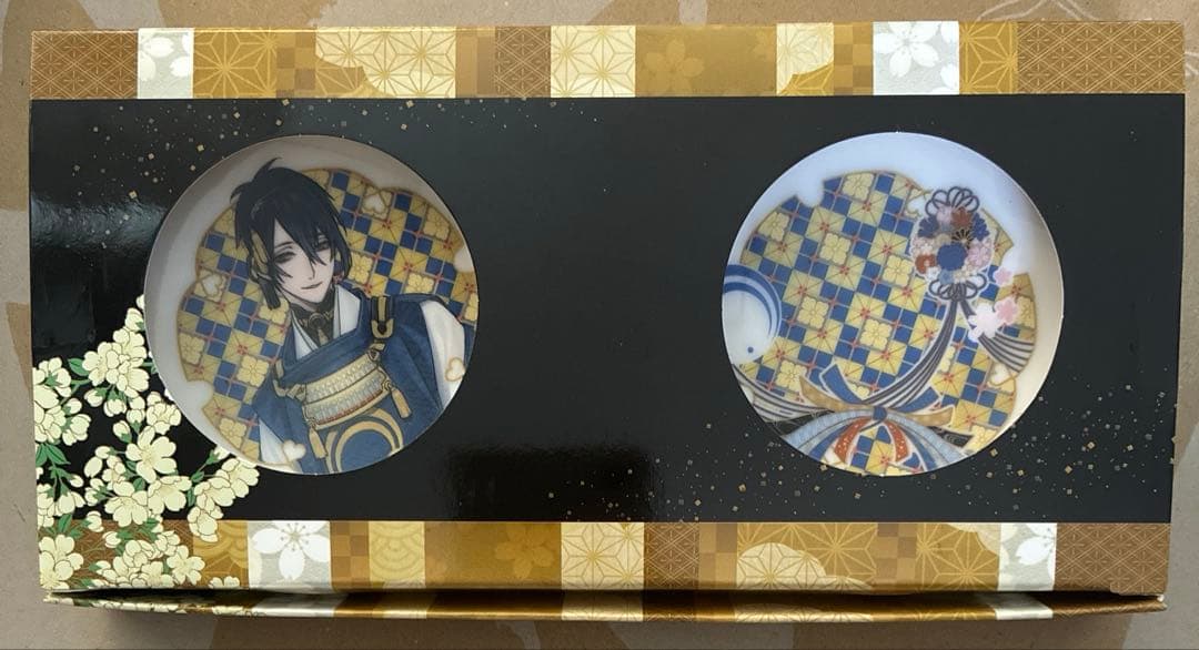 刀剣乱舞　祝い小皿　三日月宗近　2枚１セット　ファミマオンライン