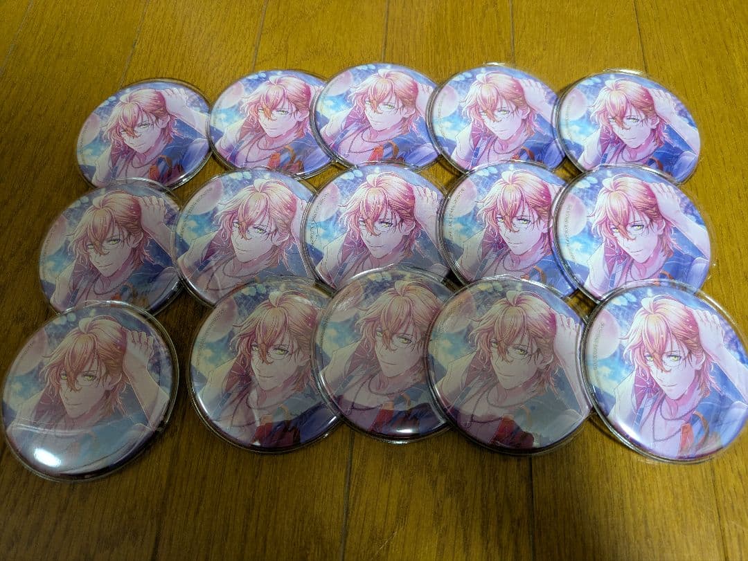 うたプリ 四ノ宮那月 缶バッジ シャニライ 15個有些许损伤或污渍