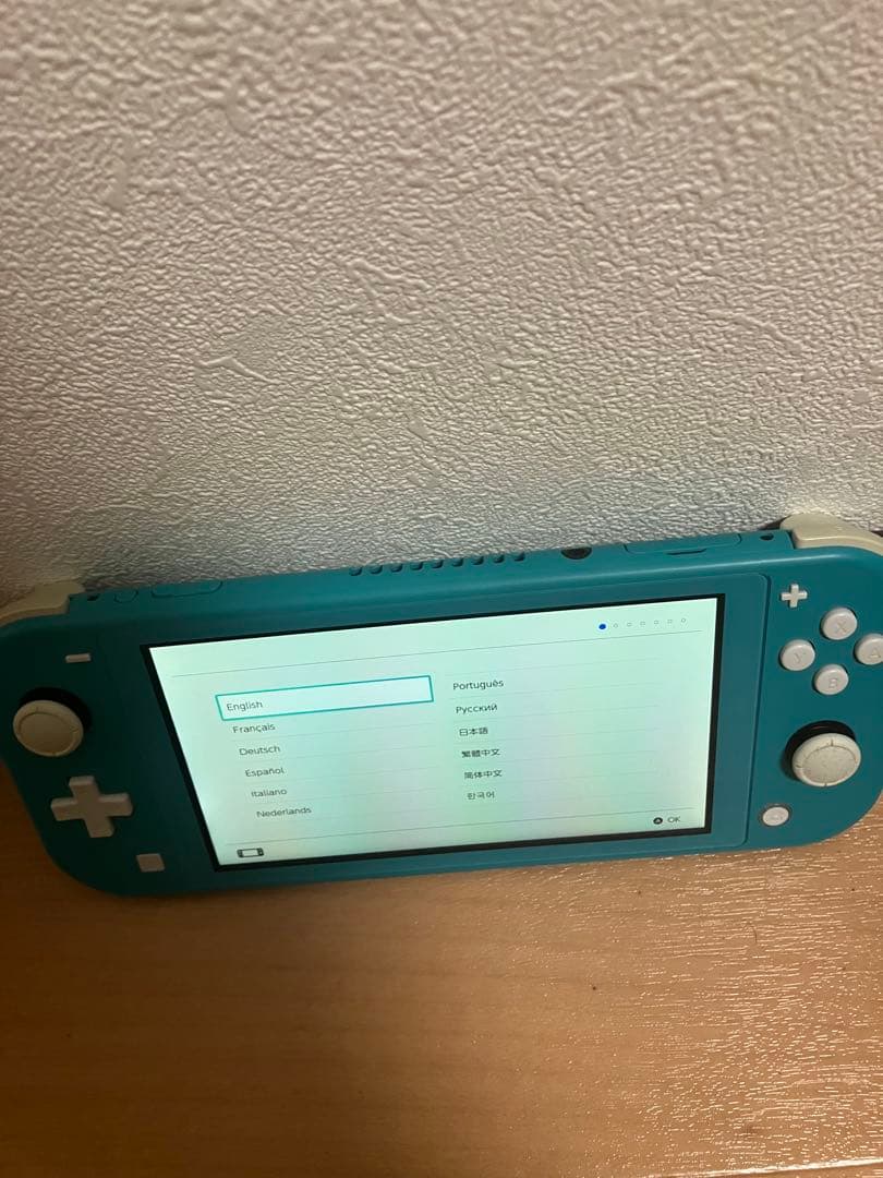 Nintendo Switch Lite ターコイズ有些许损伤或污渍