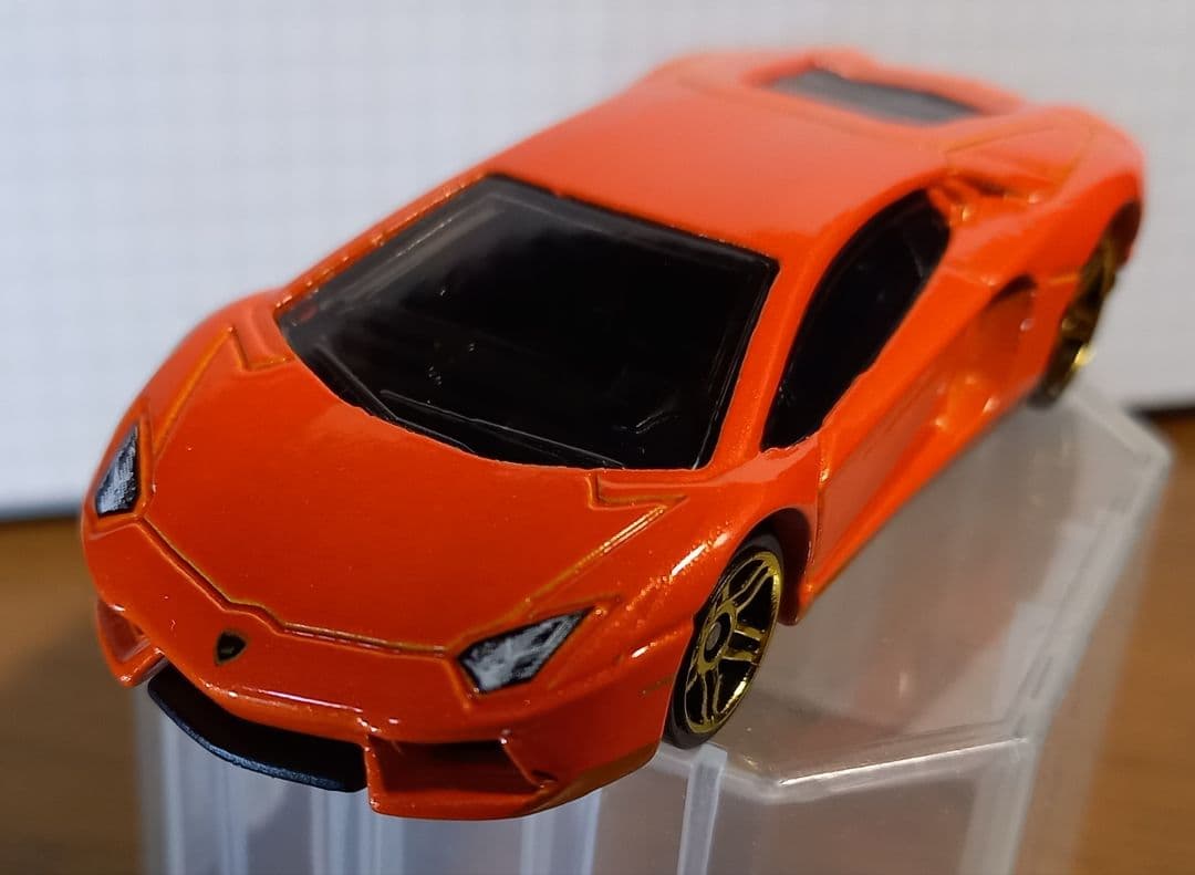 新品開封済み　Lamborghini Aventador Miura接近未使用